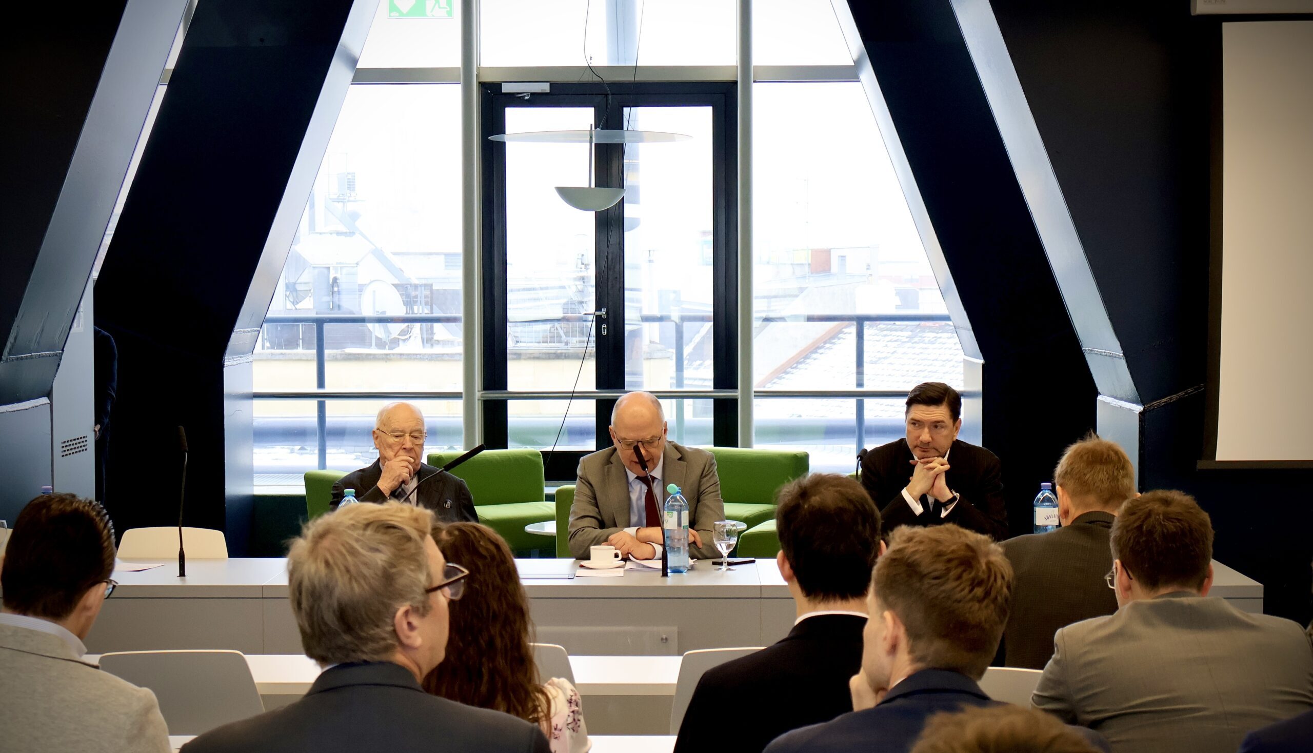 Dachgeschoß des Juridicum Wien Dachgeschoß des Juridicum Wien